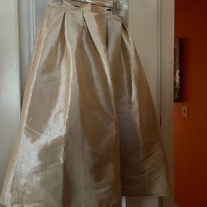 Ladies Skirt